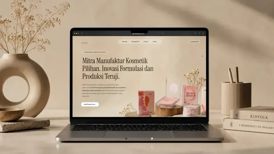 Tampilan website Mahakarya Kosmetika